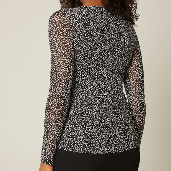 Black/White Fitted Mesh Top with Shirring in M, L - Picture 2 of 3
